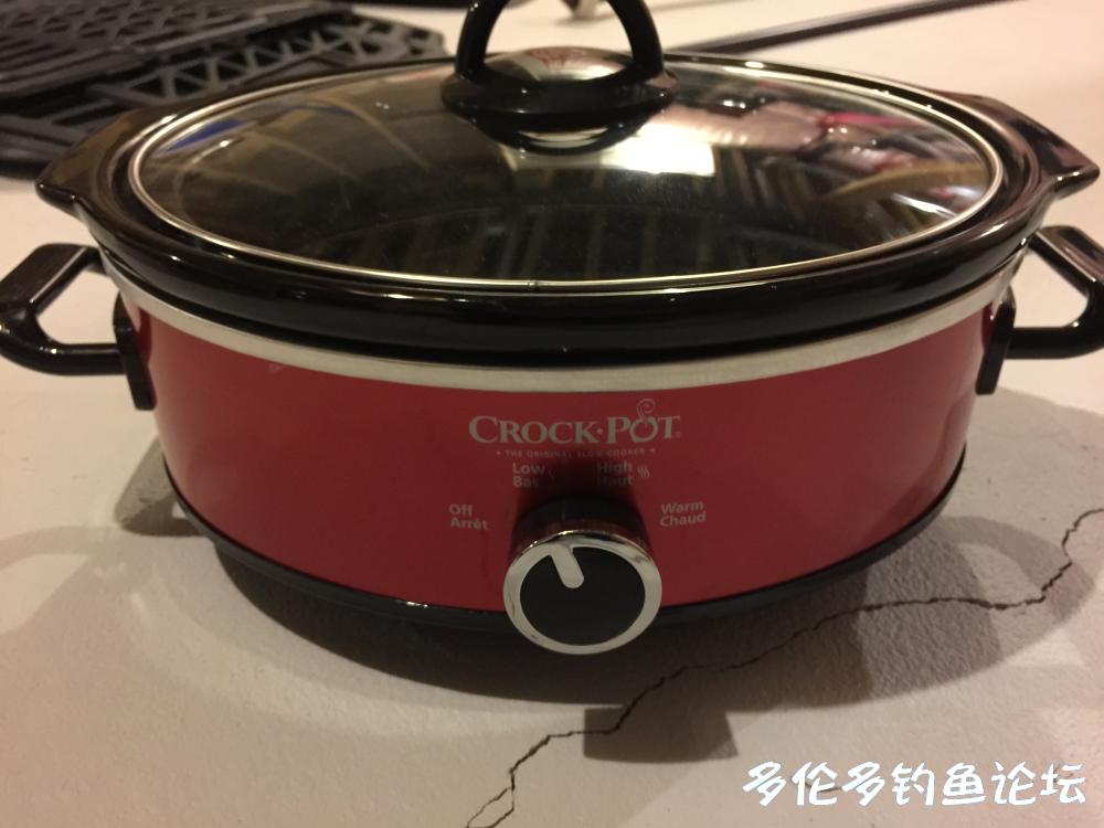 slow cooker.JPG